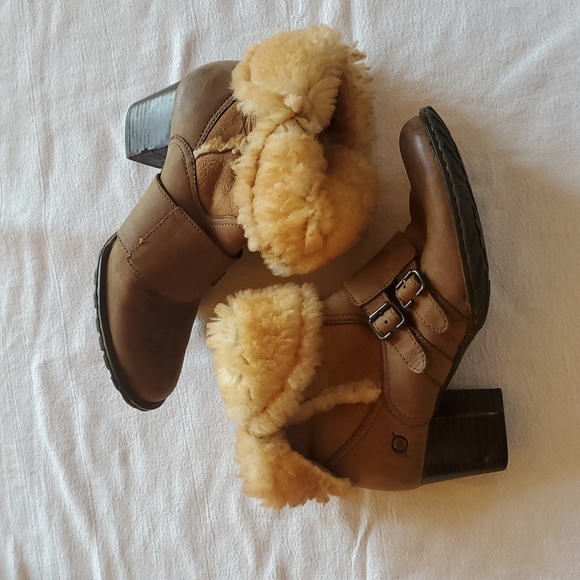 Born Brown Fur-Lined Sherpa Heel Boots Turn Down Size 8.5 Fall Winter Boots - Picture 6 of 10